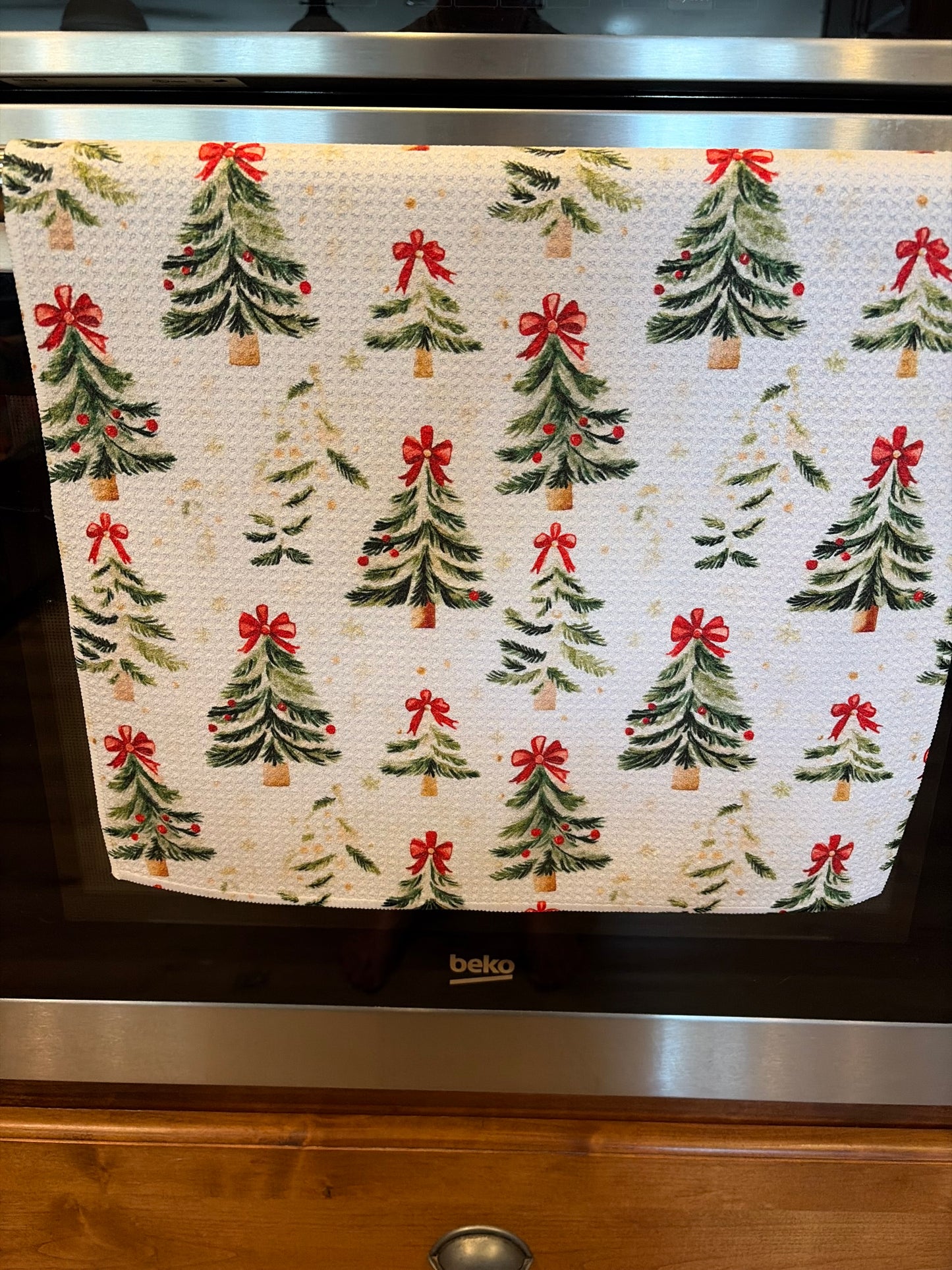 Christmas tree with red bows waffle kitchen towel