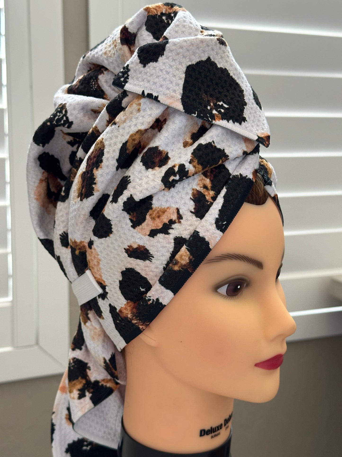 Sketch Cheetah Waffle Hair towel